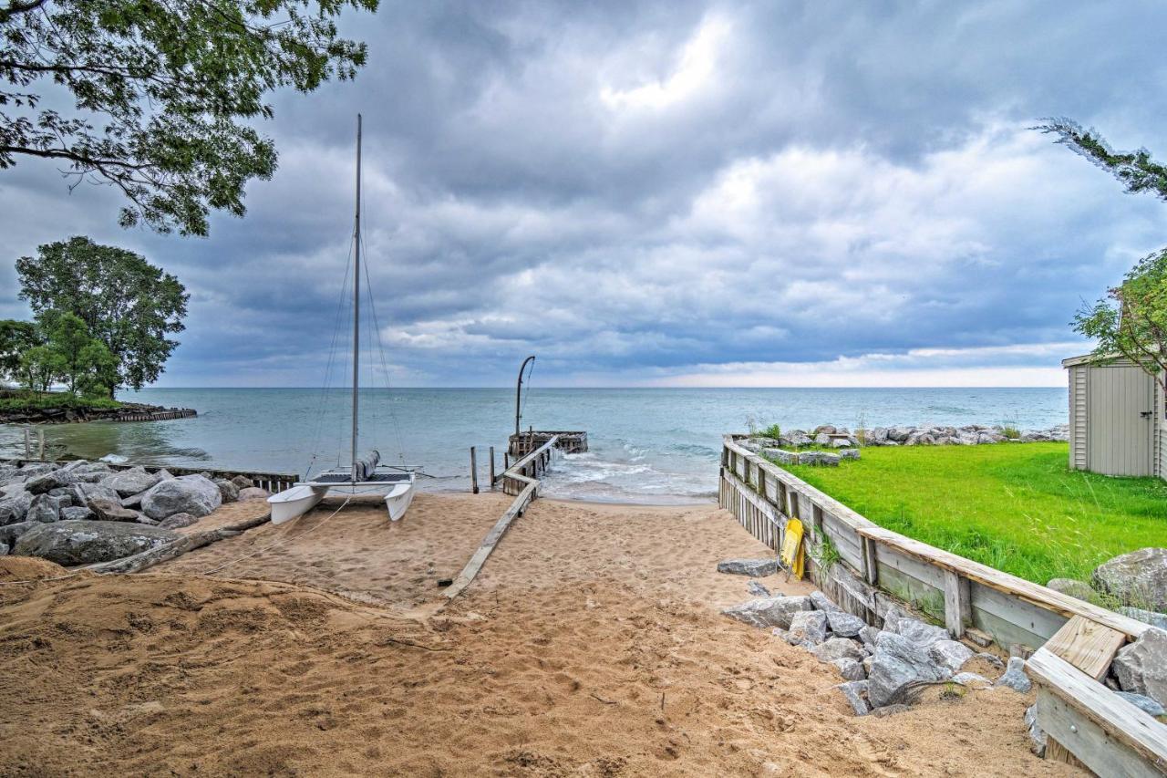 Lake Huron House With Grill And Beach Access! East Tawas ภายนอก รูปภาพ