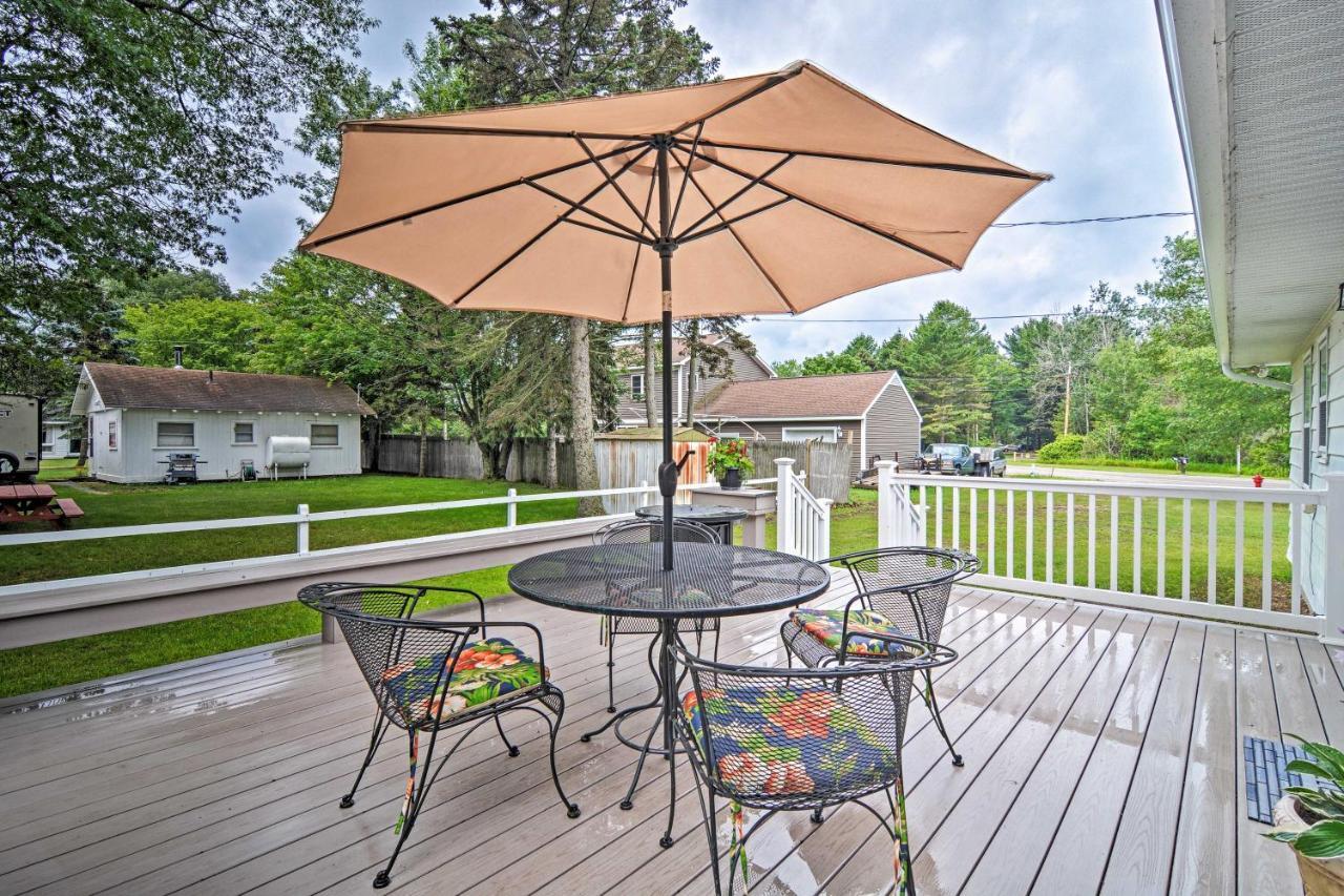 Lake Huron House With Grill And Beach Access! East Tawas ภายนอก รูปภาพ