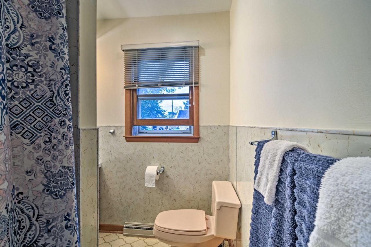 Lake Huron House With Grill And Beach Access! East Tawas ภายนอก รูปภาพ
